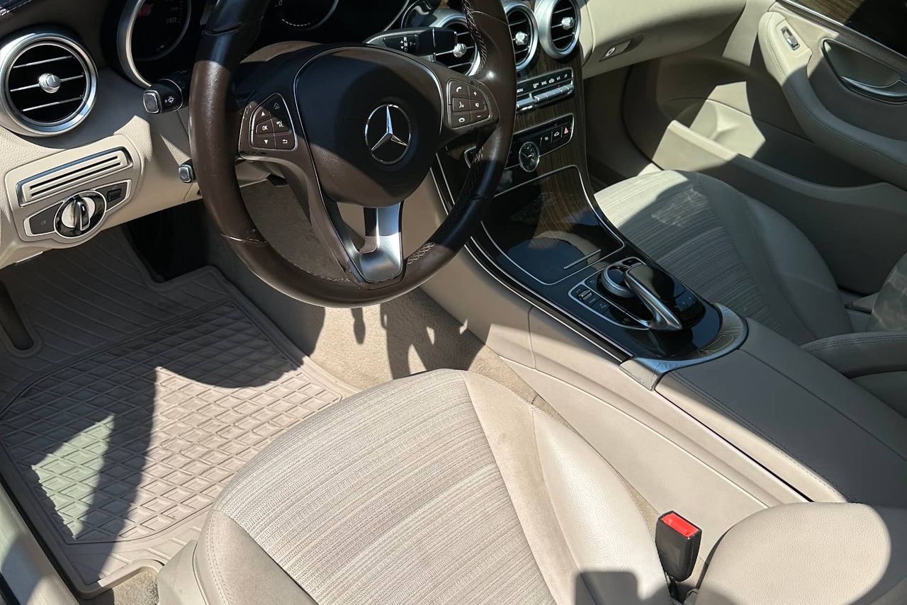 C Class - Image 15