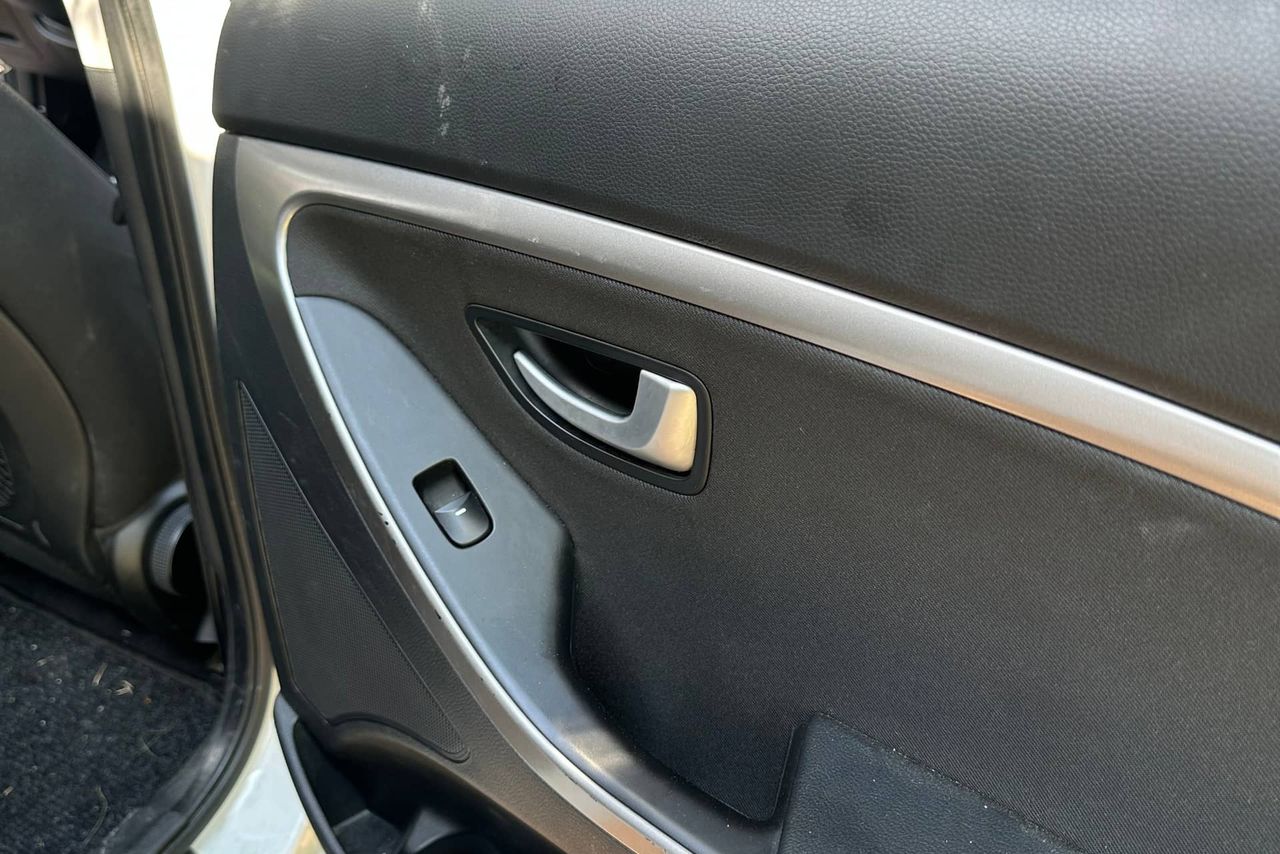 Hyundai I30 - Image 15