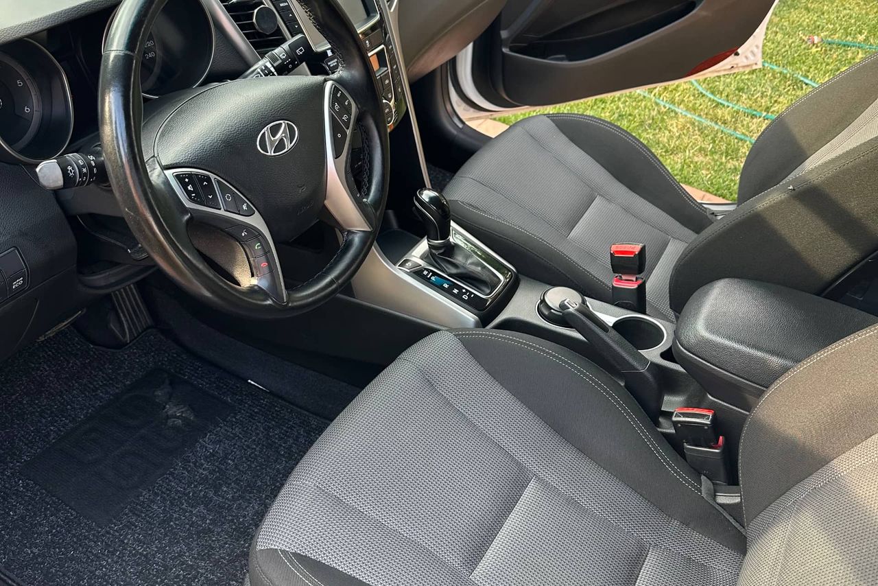 Hyundai I30 - Image 23