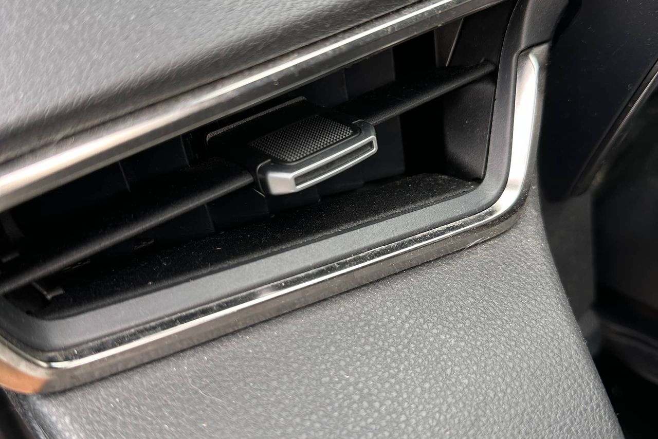 Toyota Yaris - Image 5