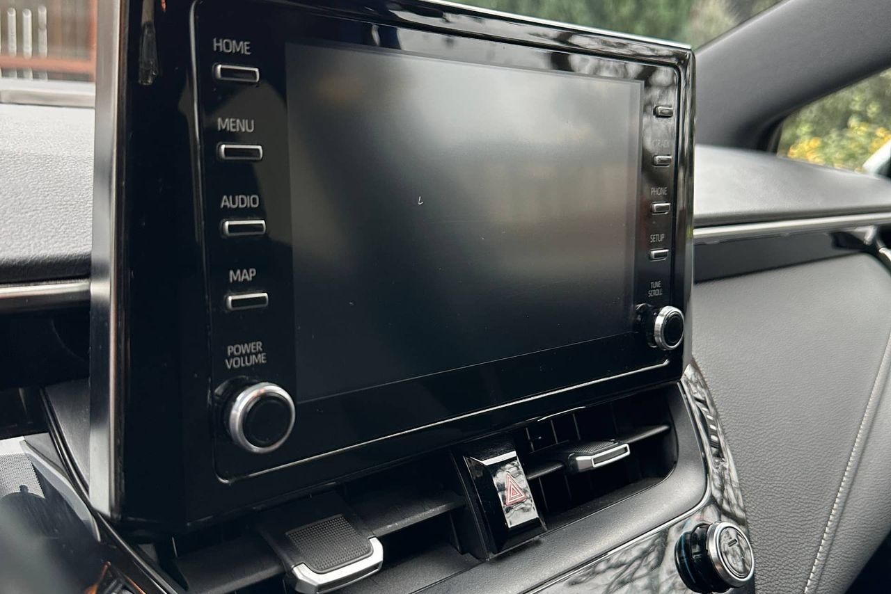 Toyota Yaris - Image 19