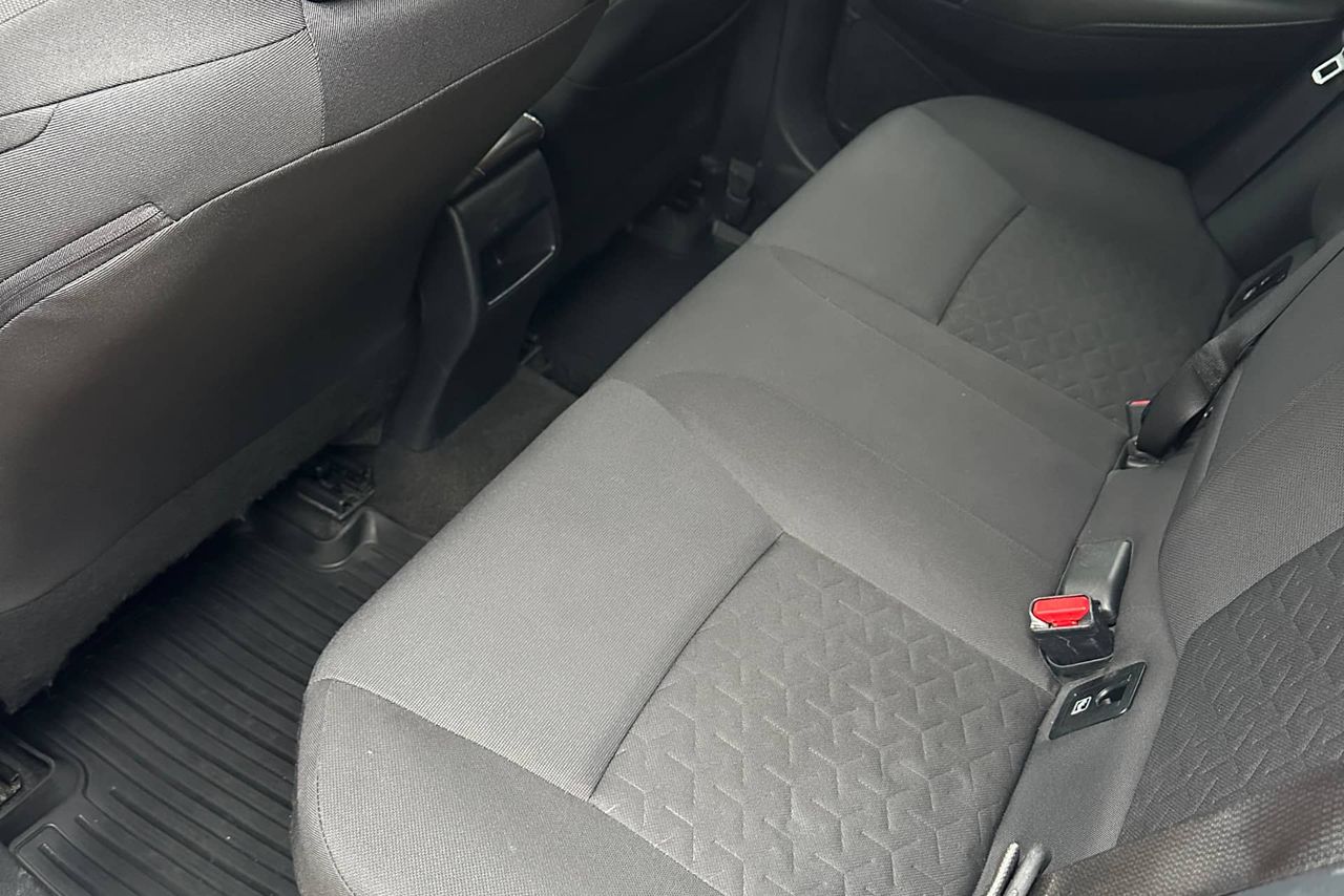 Toyota Yaris - Image 20