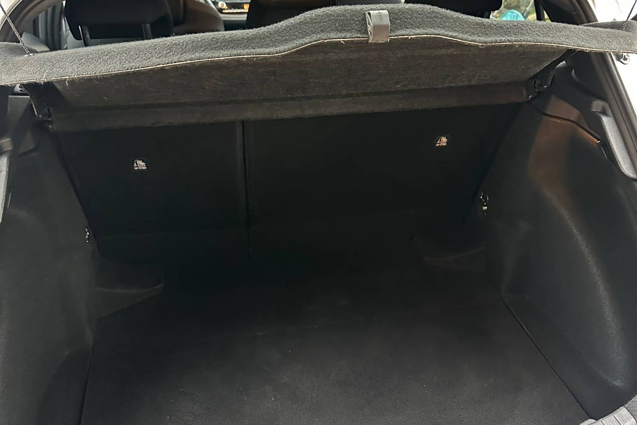 Toyota Yaris - Image 21