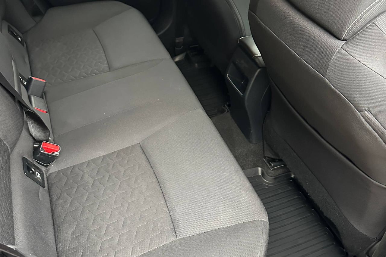 Toyota Yaris - Image 23